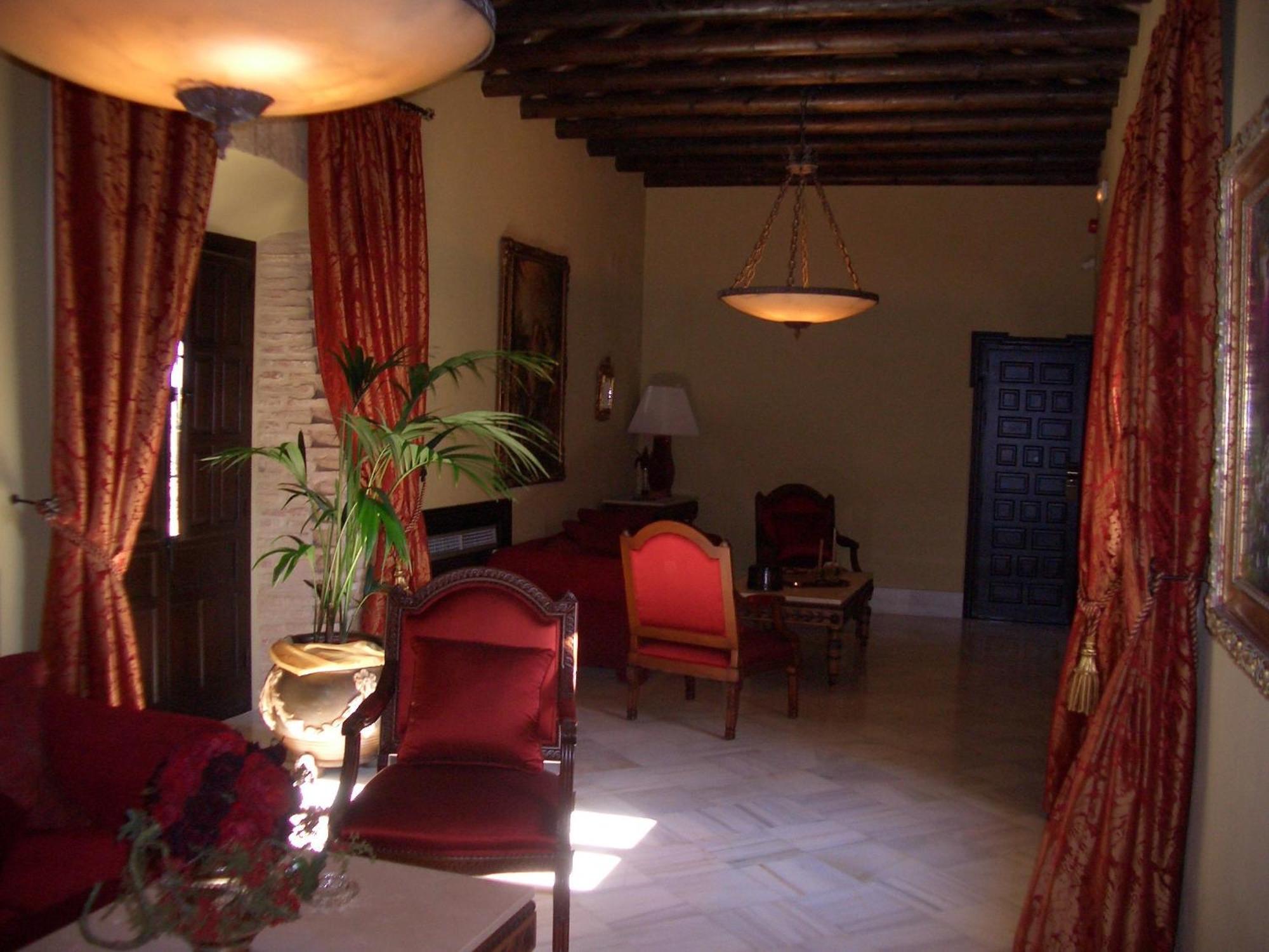 Hacienda Los Jinetes Carmona  Ruang foto