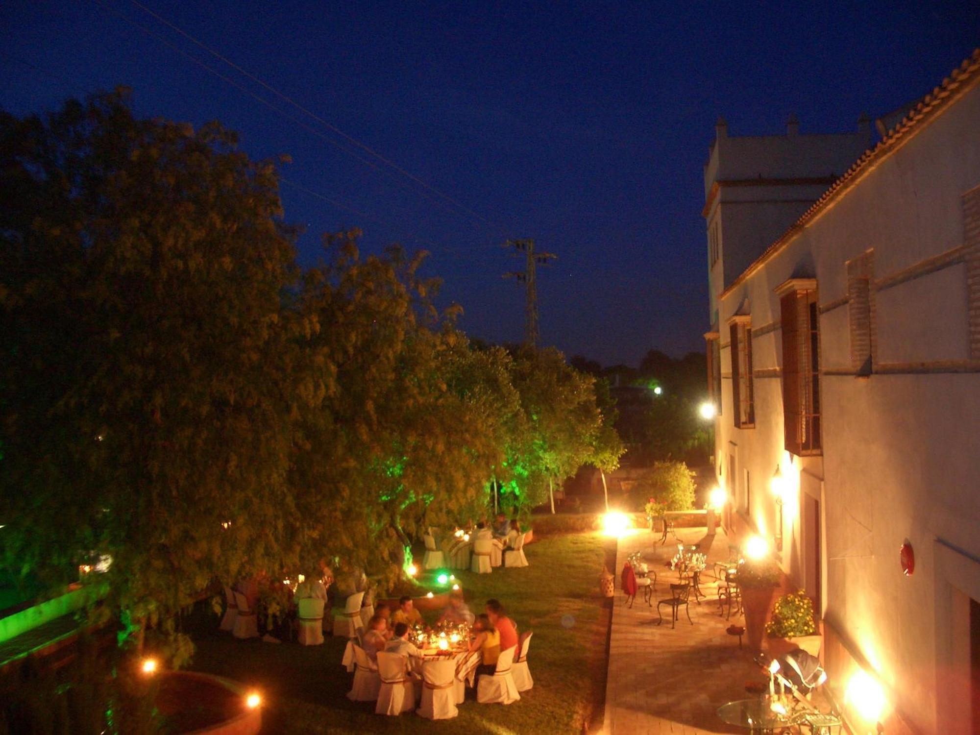 Hacienda Los Jinetes Carmona  Bagian luar foto